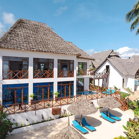 Zanzibella Hotel & Spa キウェンワ エクステリア 写真 The Tides Hotel