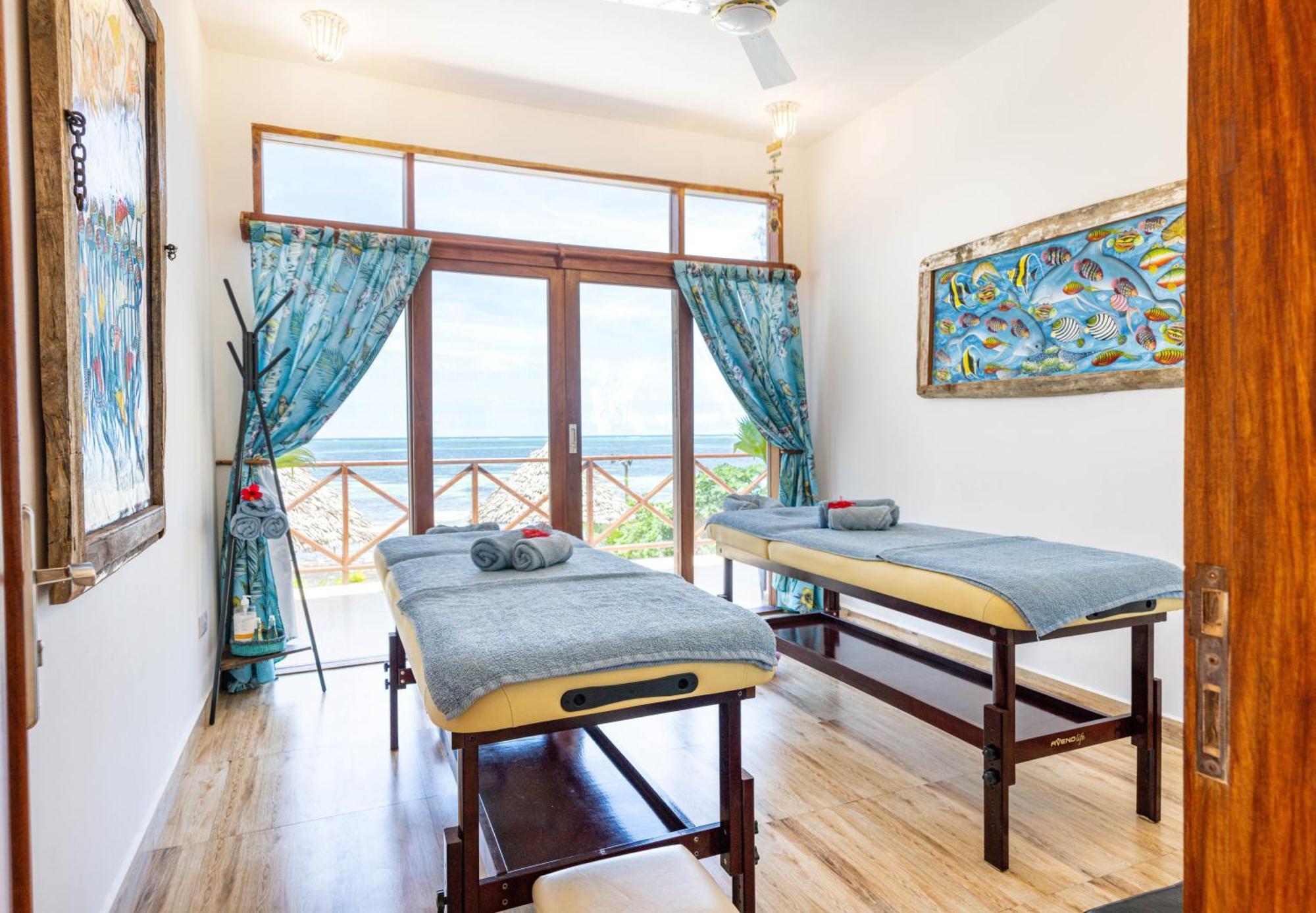 Zanzibella Hotel & Spa キウェンワ エクステリア 写真 Spa at the Hotel