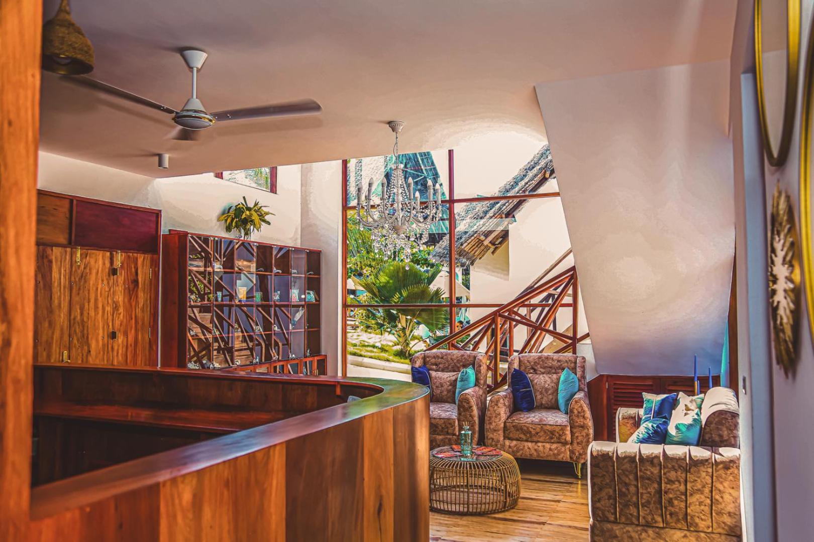 Zanzibella Hotel & Spa キウェンワ エクステリア 写真 The interior of the hotel
